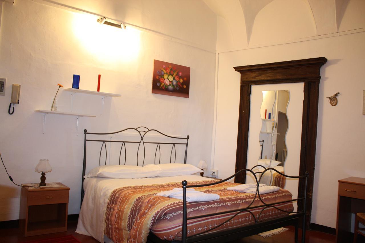 Hotel Il Cortegiano Urbino Exterior foto
